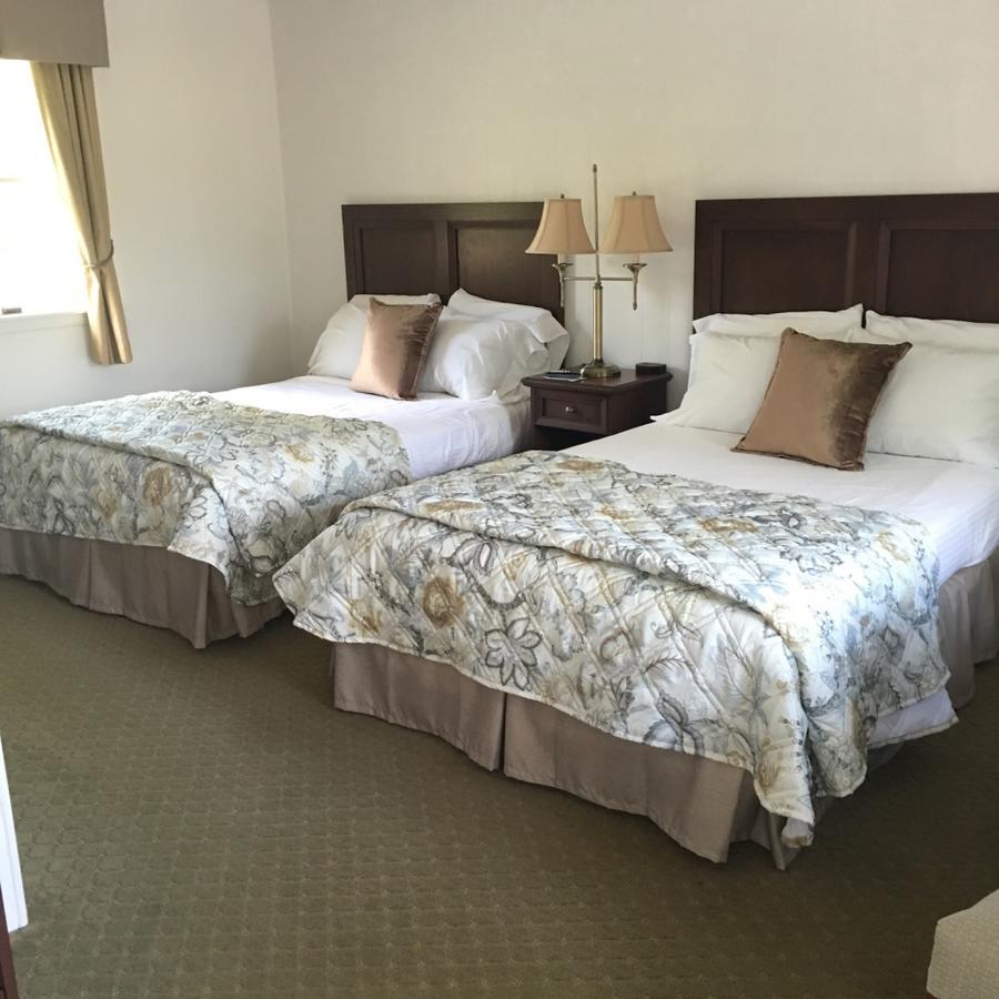 Braeside Lodging Motel วูดสต็อก ภายนอก รูปภาพ